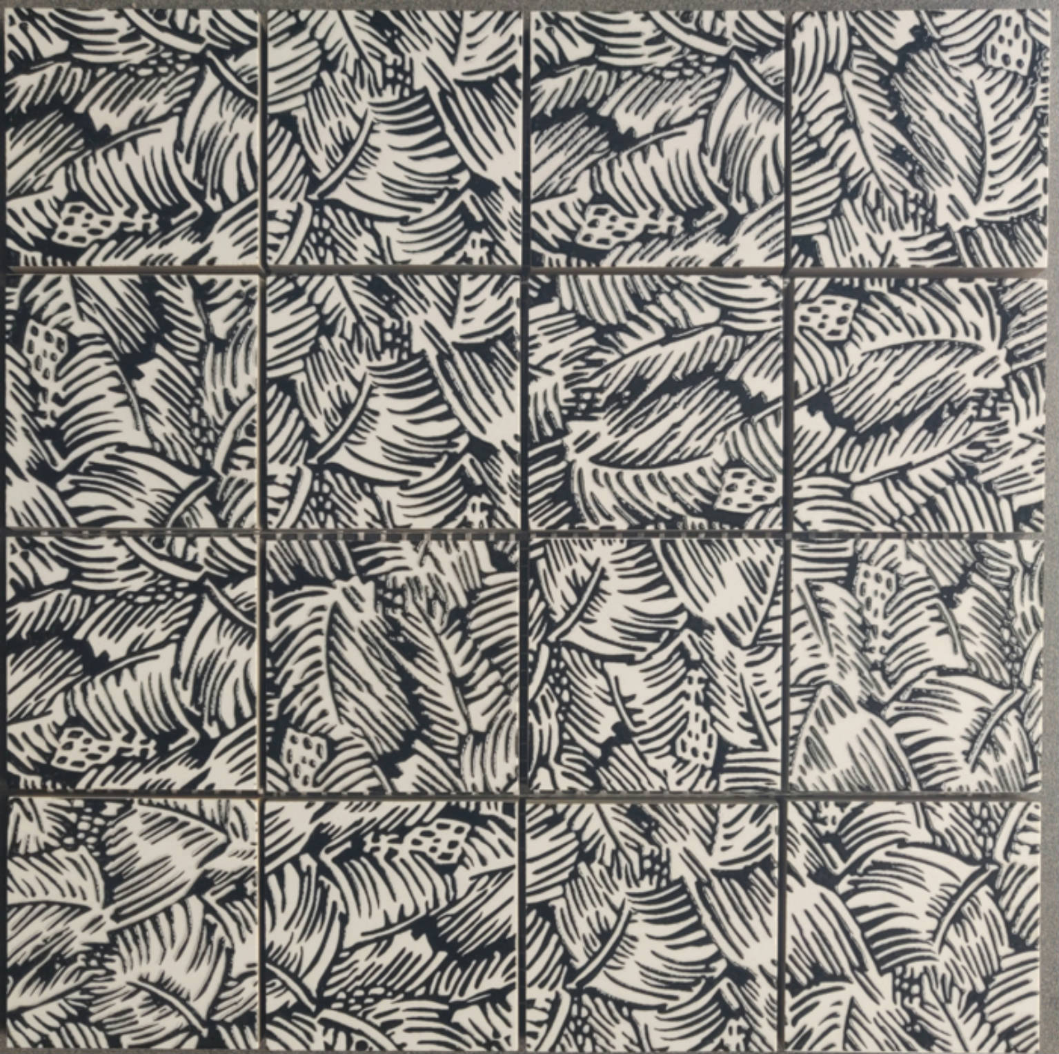 Palmtree Glazed Ceramic 3"X3" Black & White Mosaic | Clon Digital Tile Catalog