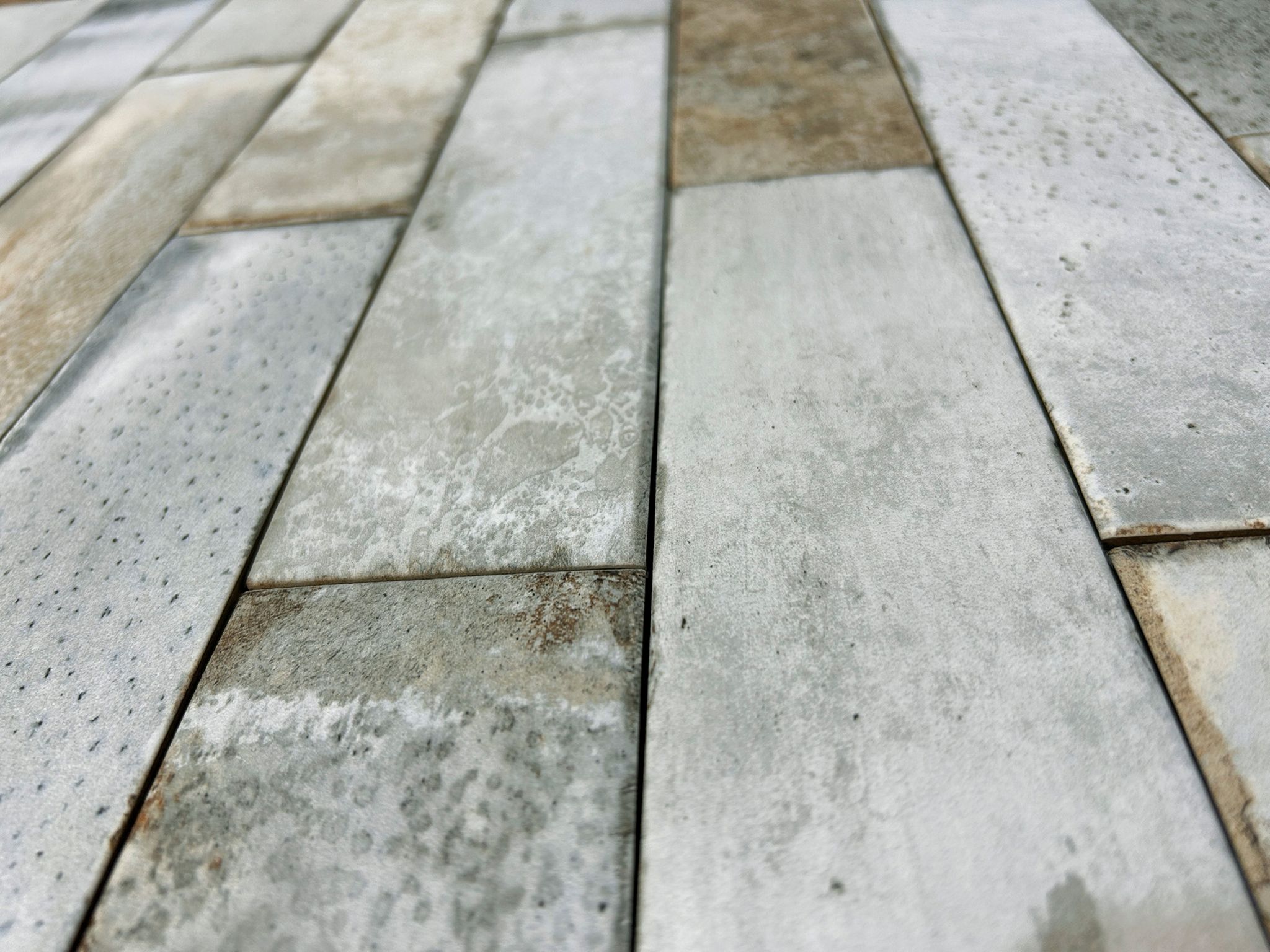 Montserrat Twilight 3x11 | Clon Digital Tile Catalog